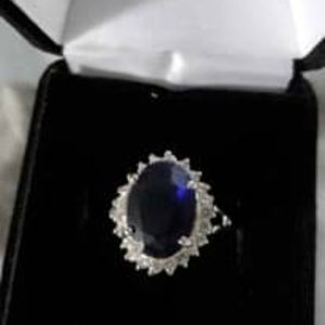 Avon Majestic Princess Ring